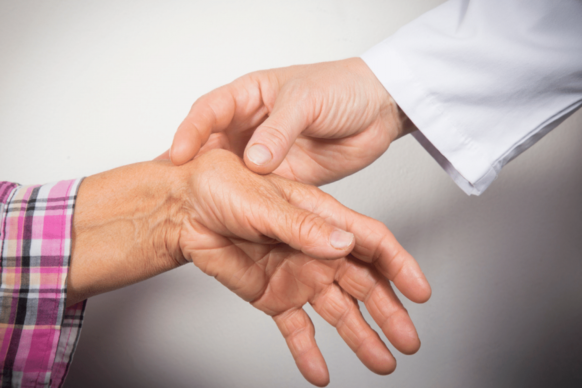 Dos of Hand surgery for arthritic in aberdeen, Uk